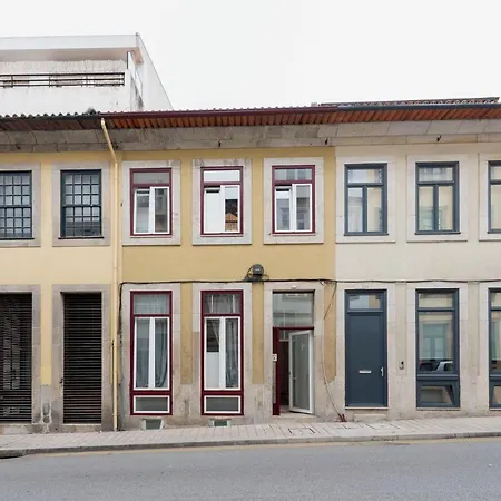 Art Mezannine With Garden Apartment Porto
